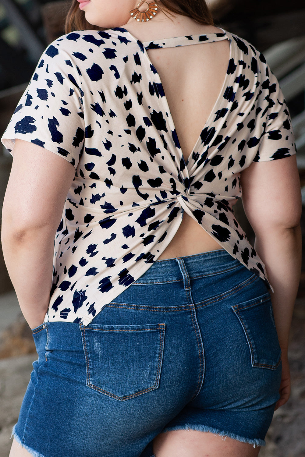 Leopard Print Twist Open Back Plus Size Top