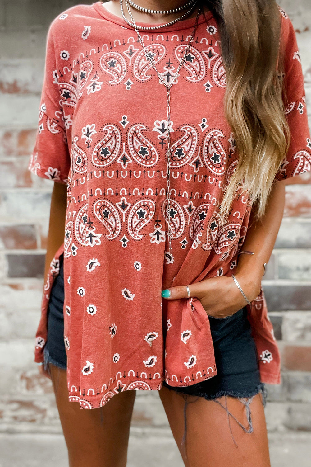 Paisley Print Side Slits Crew Neck T Shirt