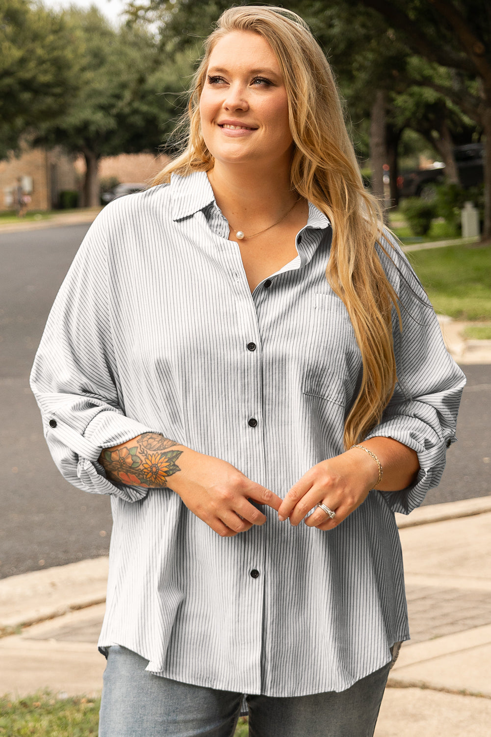 Rolled Tab Sleeve Buttoned Plus Size Shirt