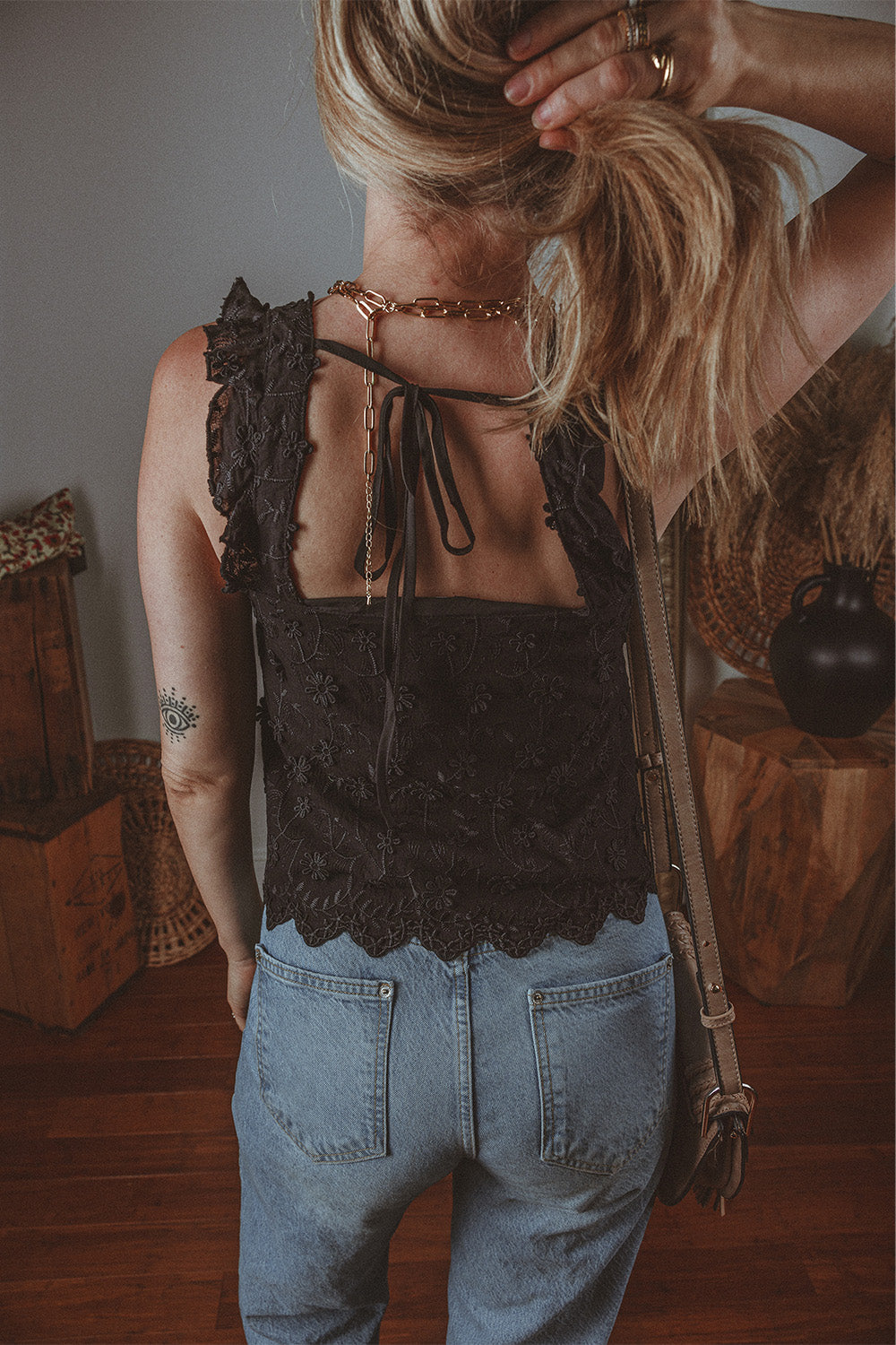 Floral Embroidered Buttoned Square Neck Tank Top