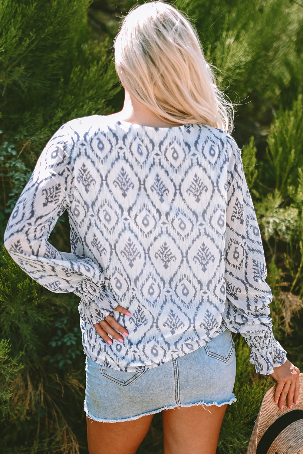 Geometric Print Shirred Puff Sleeve Blouse