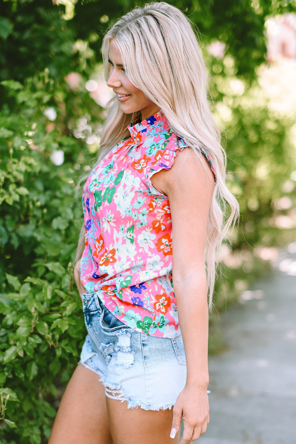 Frilled Collar Floral Vest