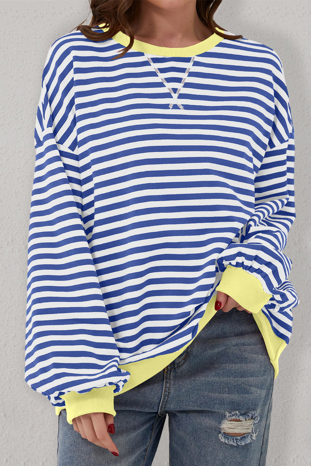 Oversized Contrast Trim Pullover Sweatshirt