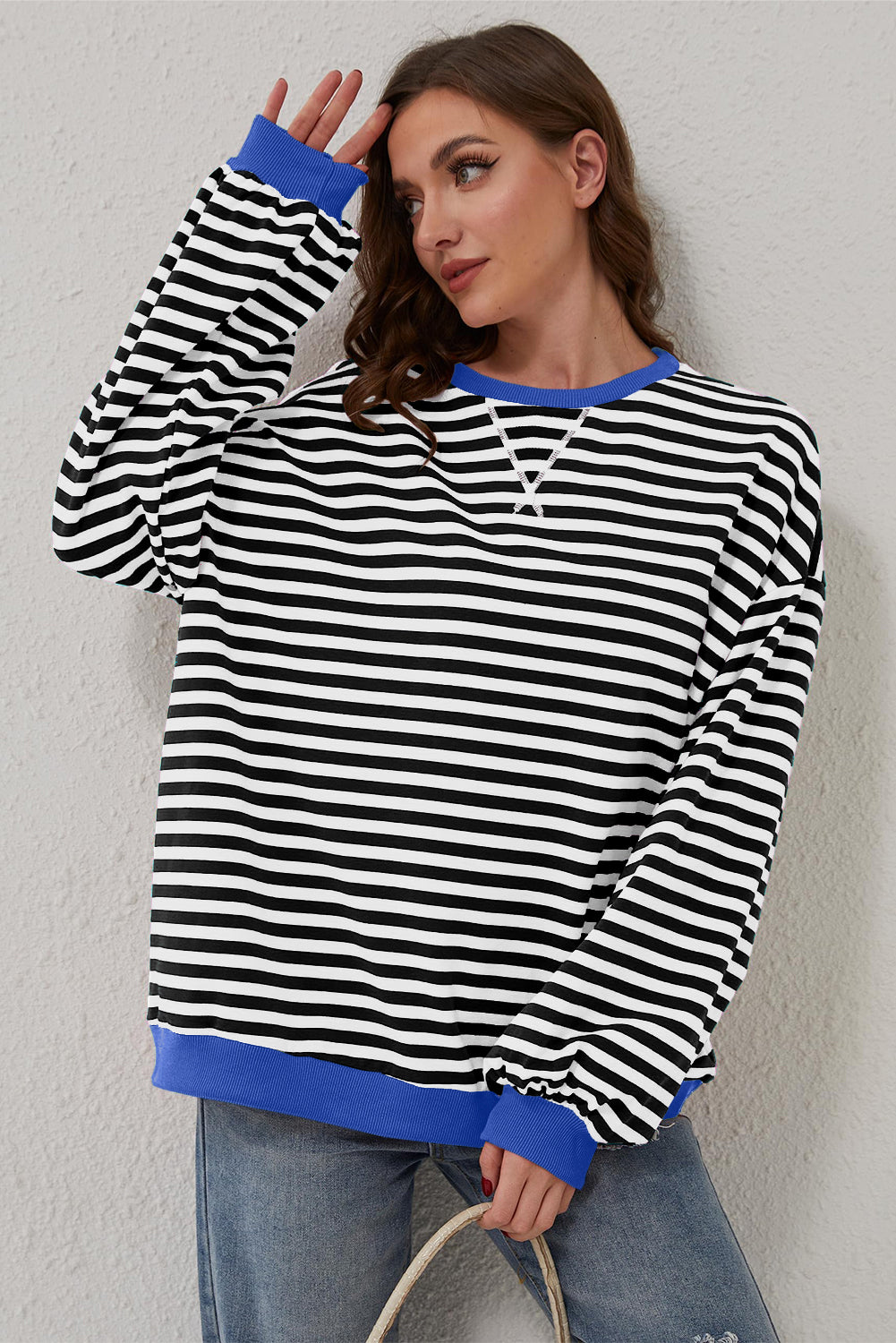 Oversized Contrast Trim Pullover Sweatshirt