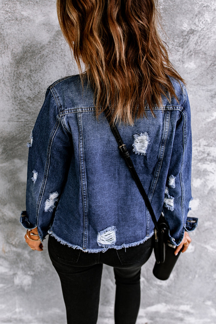 Distressed-Jeansjacke aus Raw Denim mit Revers