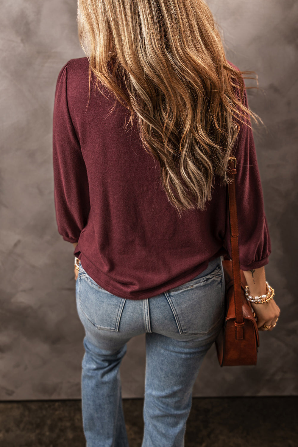 Solid Color 3/4 Sleeve Round Neck Top