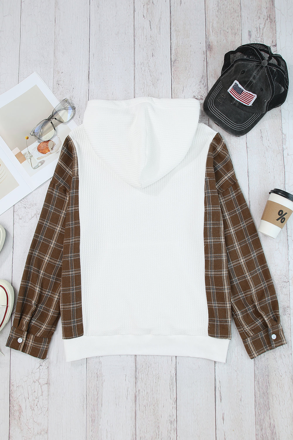 Waffle Patch Plaid Sleeve Kangaroo Pocket Hoodie