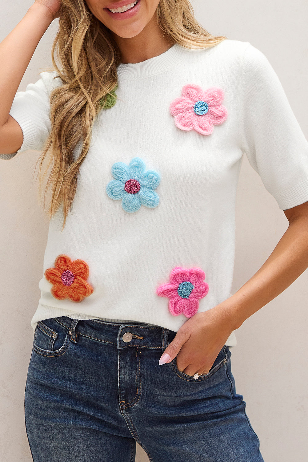 Cute Flower Applique Short Sleeve Sweater