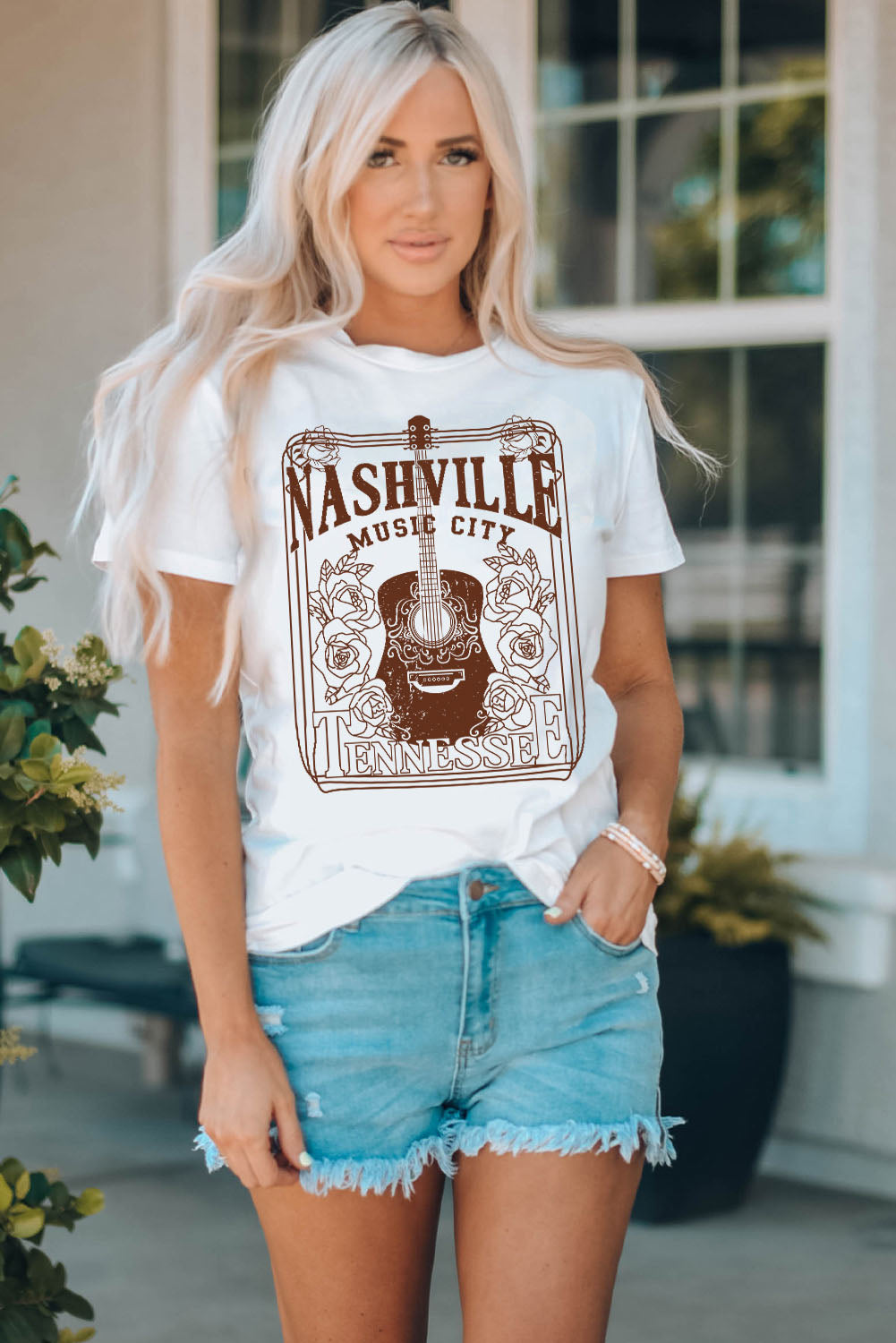 NASHVILLE MUSIC CITY Graphic Crew Neck Tee