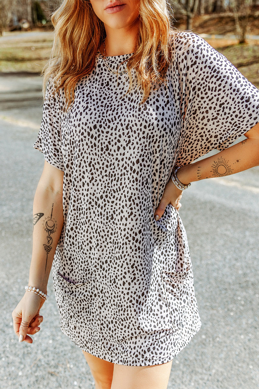 Leopard Print Side Pockets Tunic Top