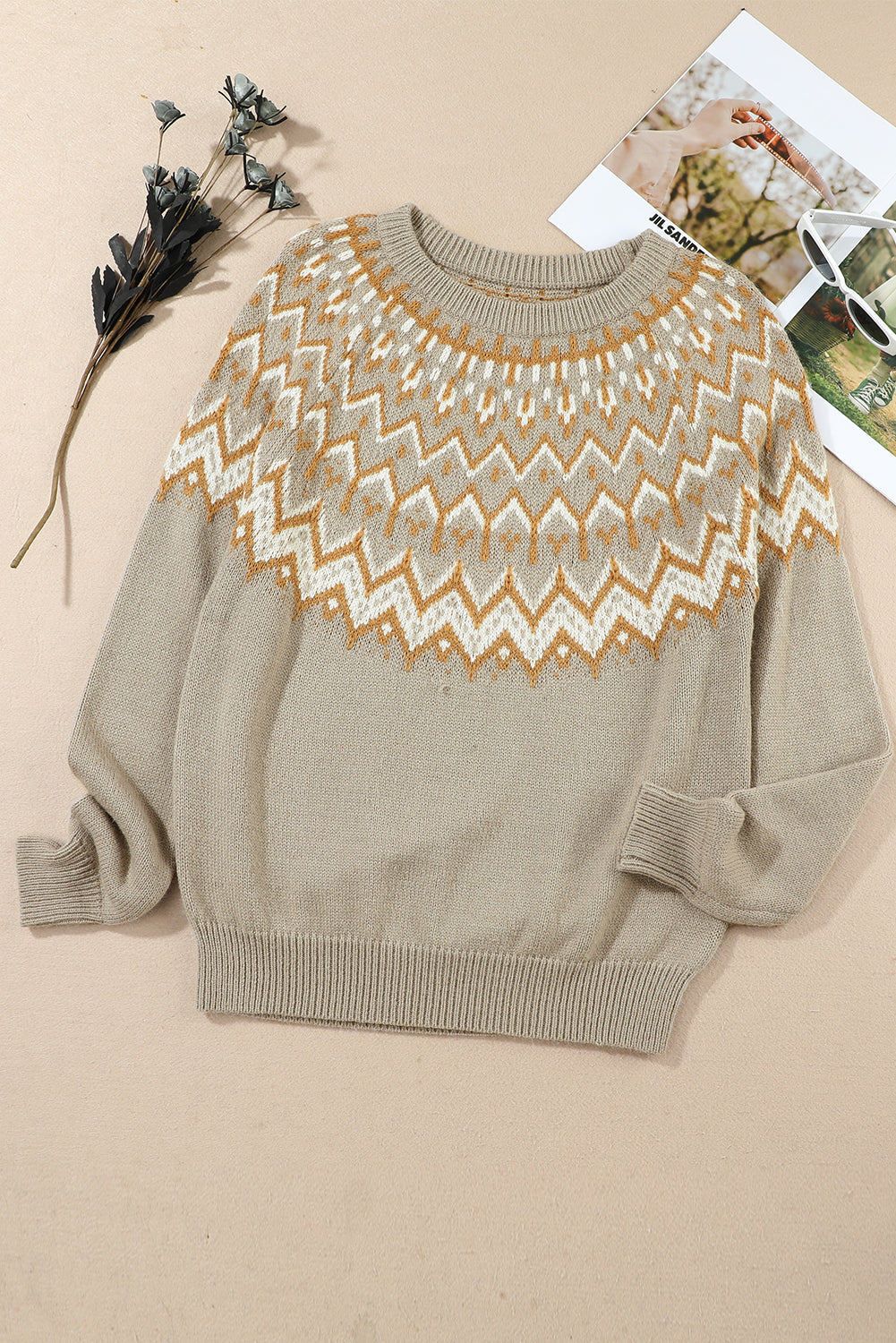 Geometric Pattern Ribbed Round Neck Sweater