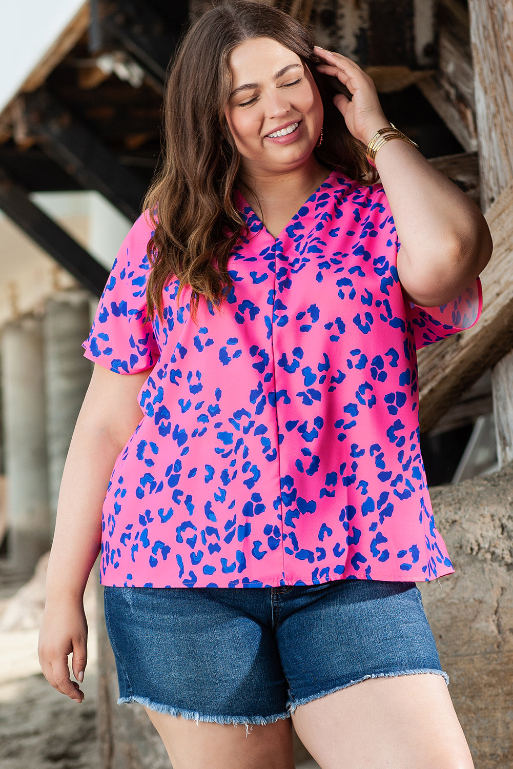 Contrast Leopard Print Plus Size V Neck Blouse