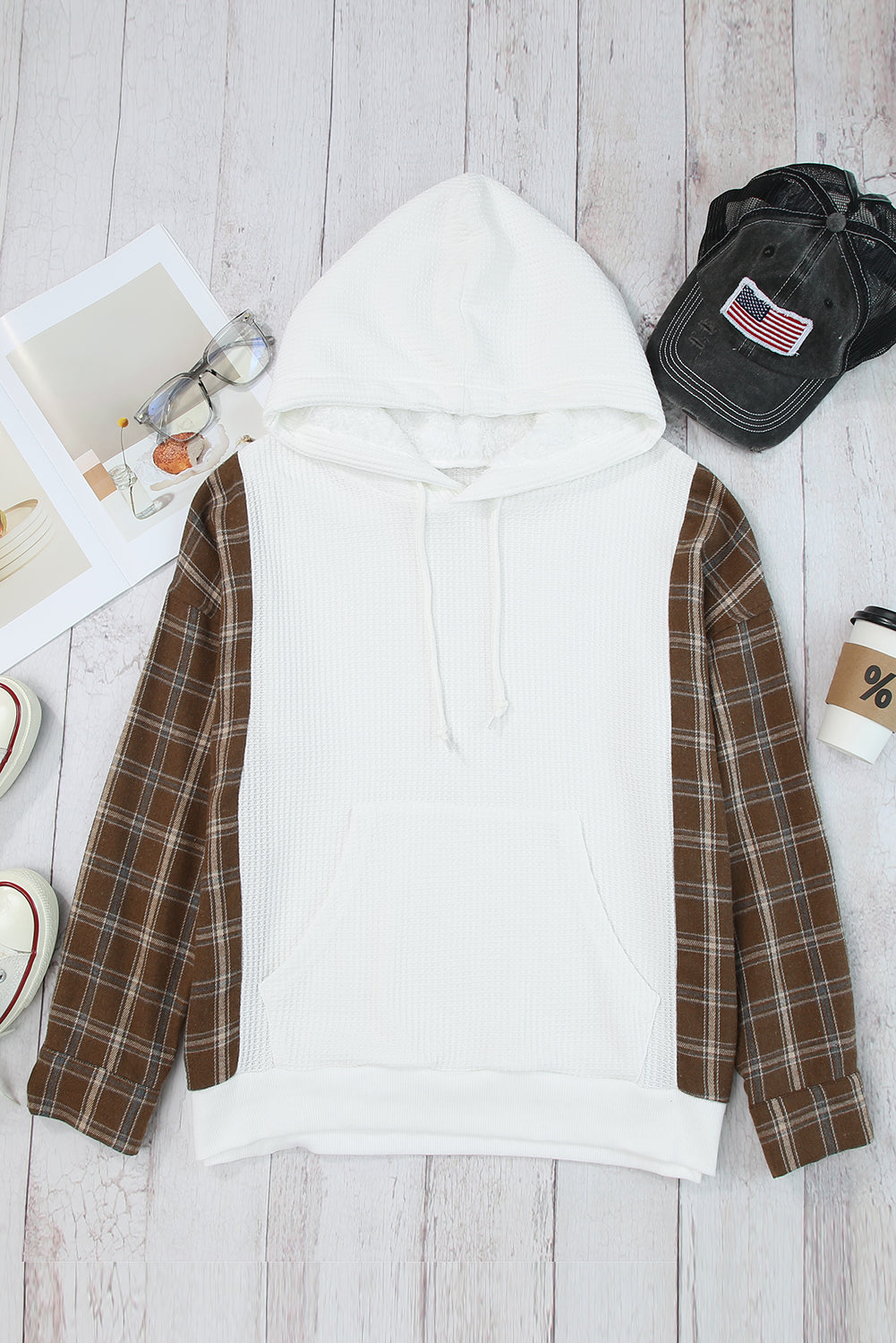 Waffle Patch Plaid Sleeve Kangaroo Pocket Hoodie